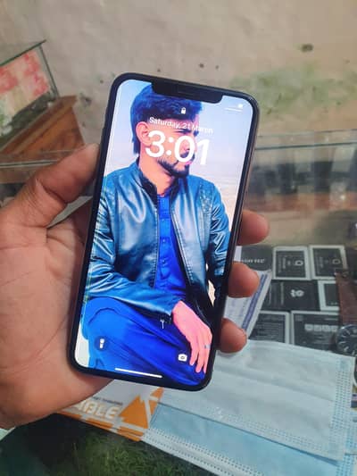 iPhone x. s. max. Just  Lan. . all. ok. . mobile. non. pta.