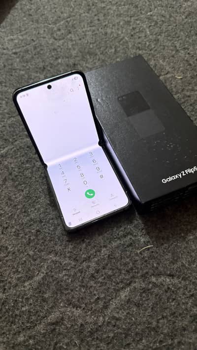 samsung flip 5 non pta 256gb with box