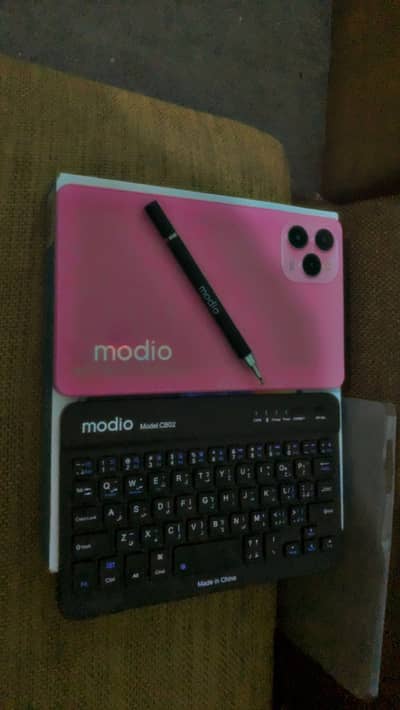 Tablet with box 8 GB 512GB with pen or keyboard
