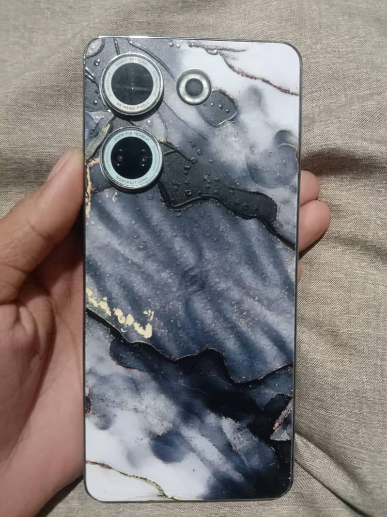 Tecno Camon 20 Pro 0