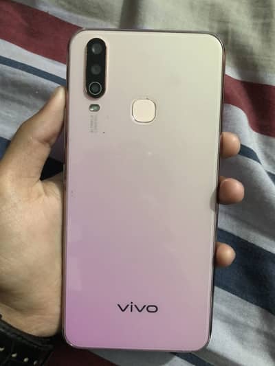 Vivo y17