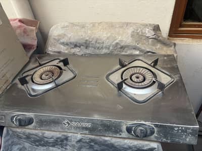 Sanyo 2-Burner Gas Stove – Stainless Steel, Excellent Working Conditi