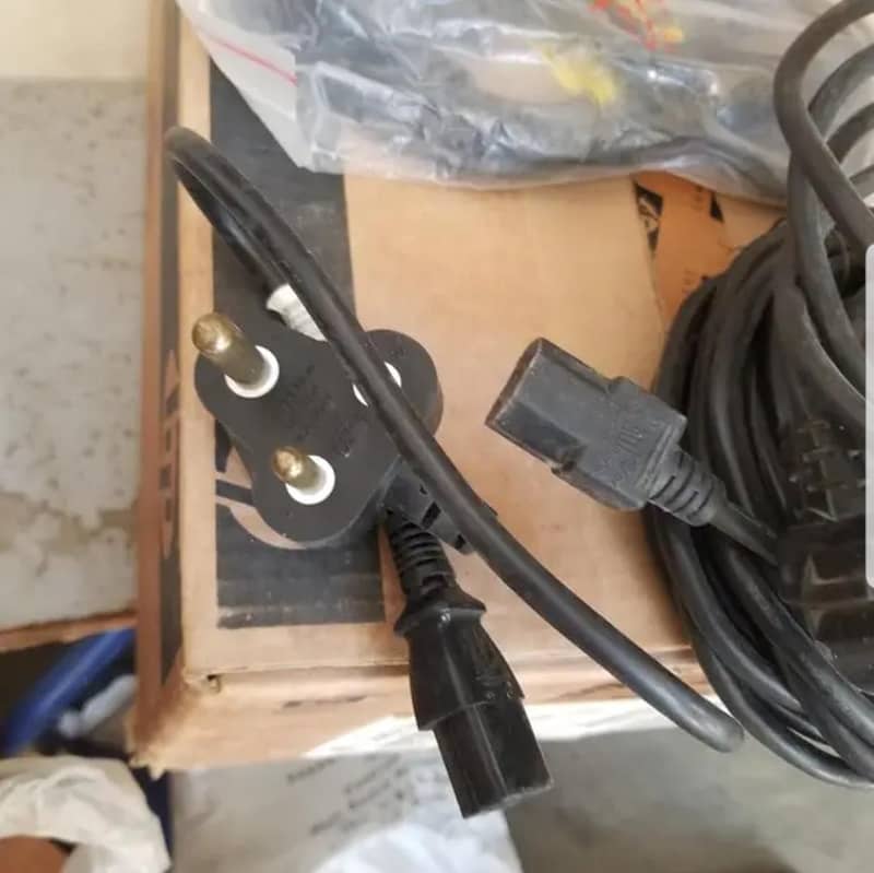 CPU POWER CORDS 8