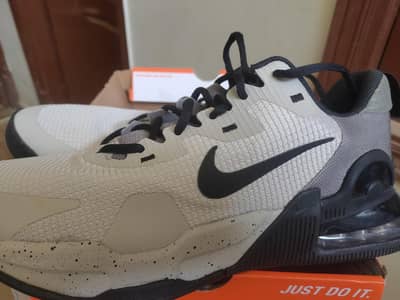 M NIKE AIR MAX ALPHA TRAINER 5