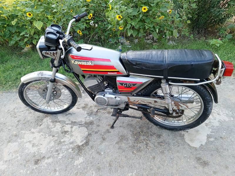 لاجواب بایک 1