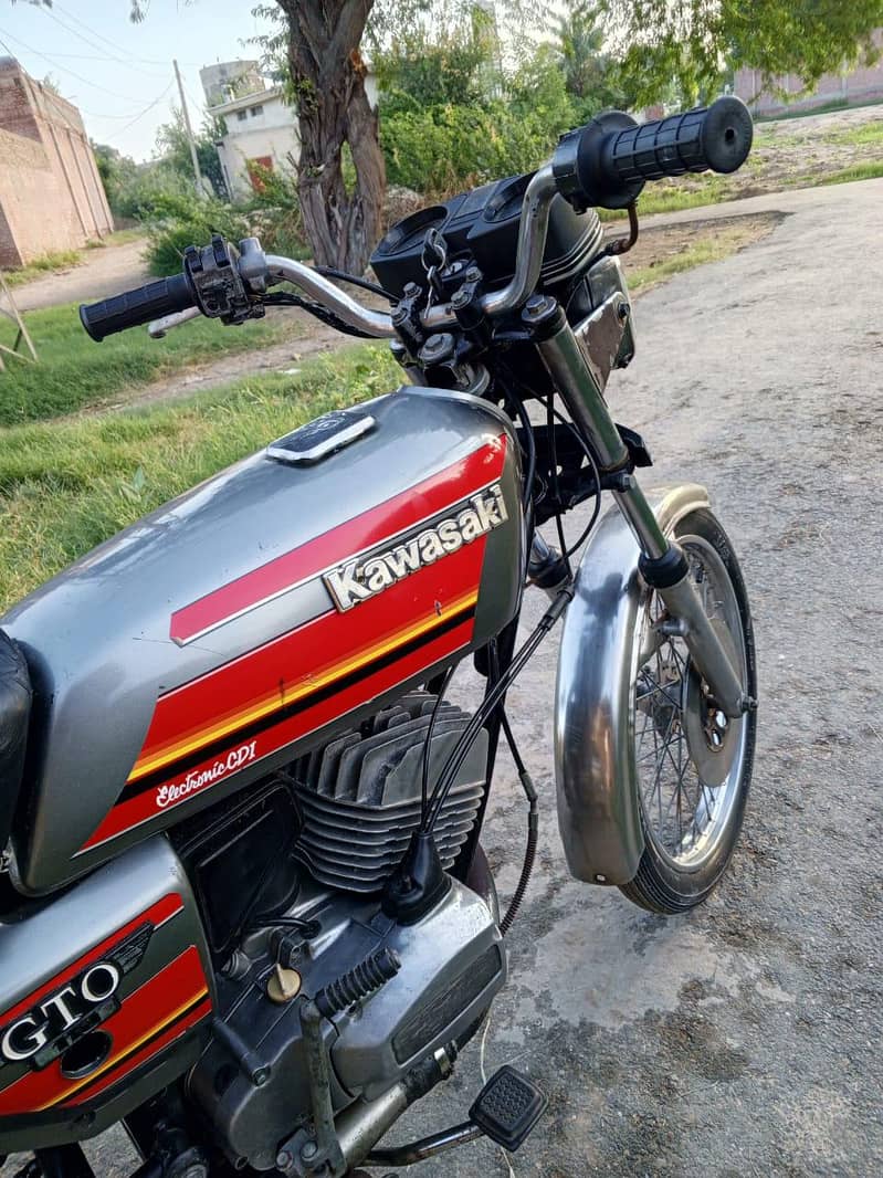 لاجواب بایک 3