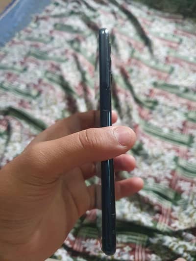 one plus n200 touch break . price negotiable