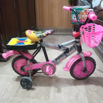 Baby girl bicycle