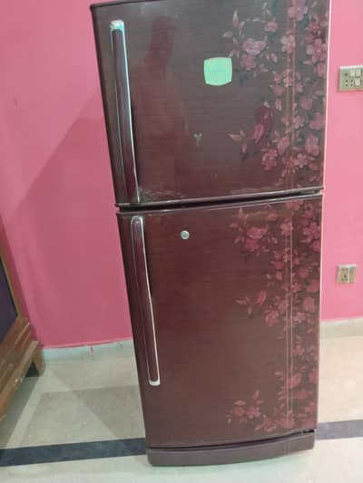 National Normal size fridge