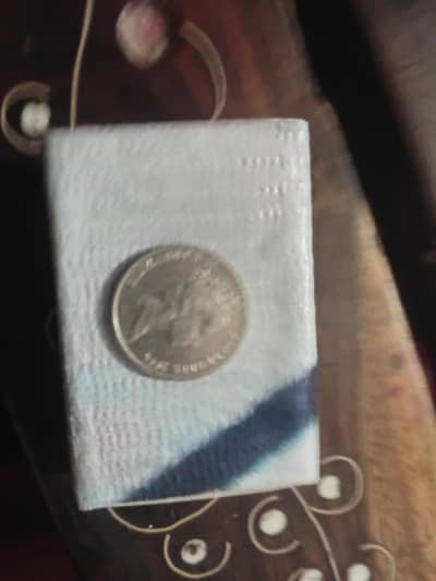 1960 1970 ky dermian ka coin (queen elizebeth II )