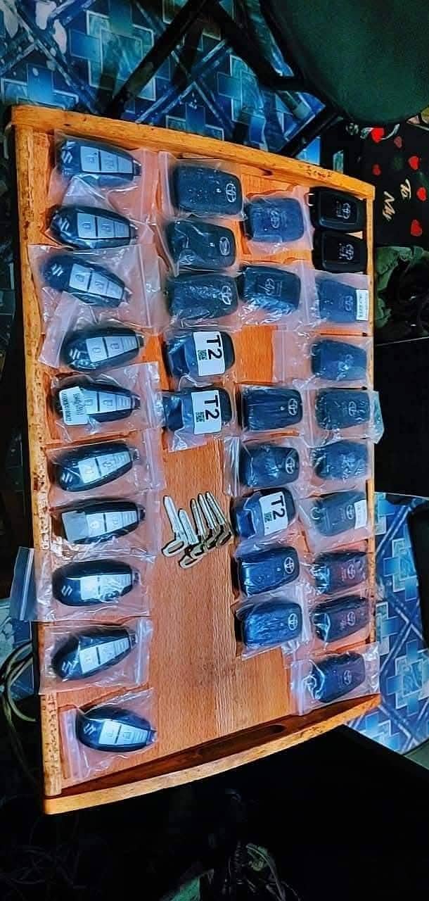 key maker/locksmith 9