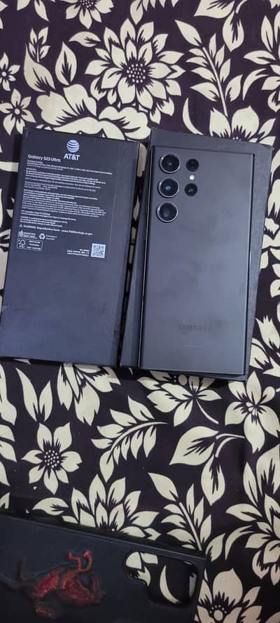 SAMSUNG S23 ULTRA  256GB 8GEN 2 SNAPDARGON Water pacK SEALED PHONE