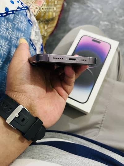 I phone 14pro 128Gb pta approved