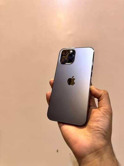 iPHONE 12 PRO MAX 10/10 CONDITION 10/10 CONDITION WATERPACK