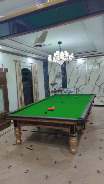 Snooker table 6/12 home used
