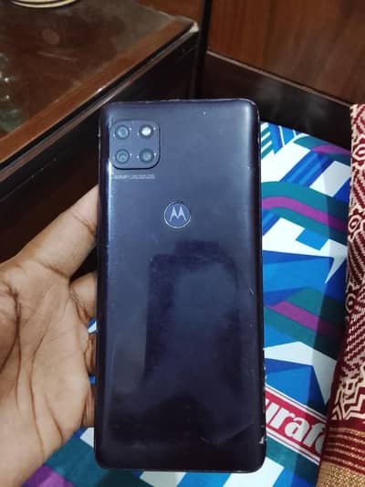 Motorola one 5 G ace (4/64l)