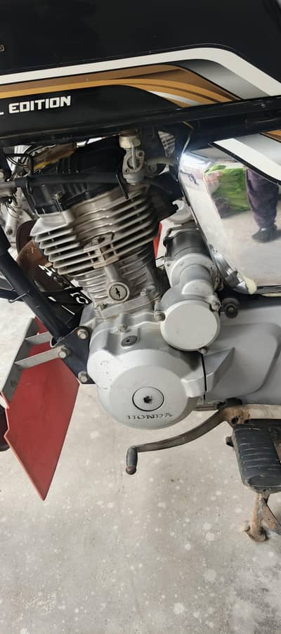 gadi total genuine ha koi maasla nai ha all ok hamodel 15 03186069084