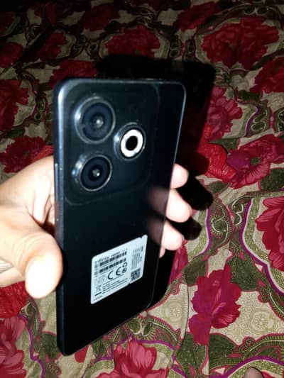 Infinix smart 8 4/64 for sale
