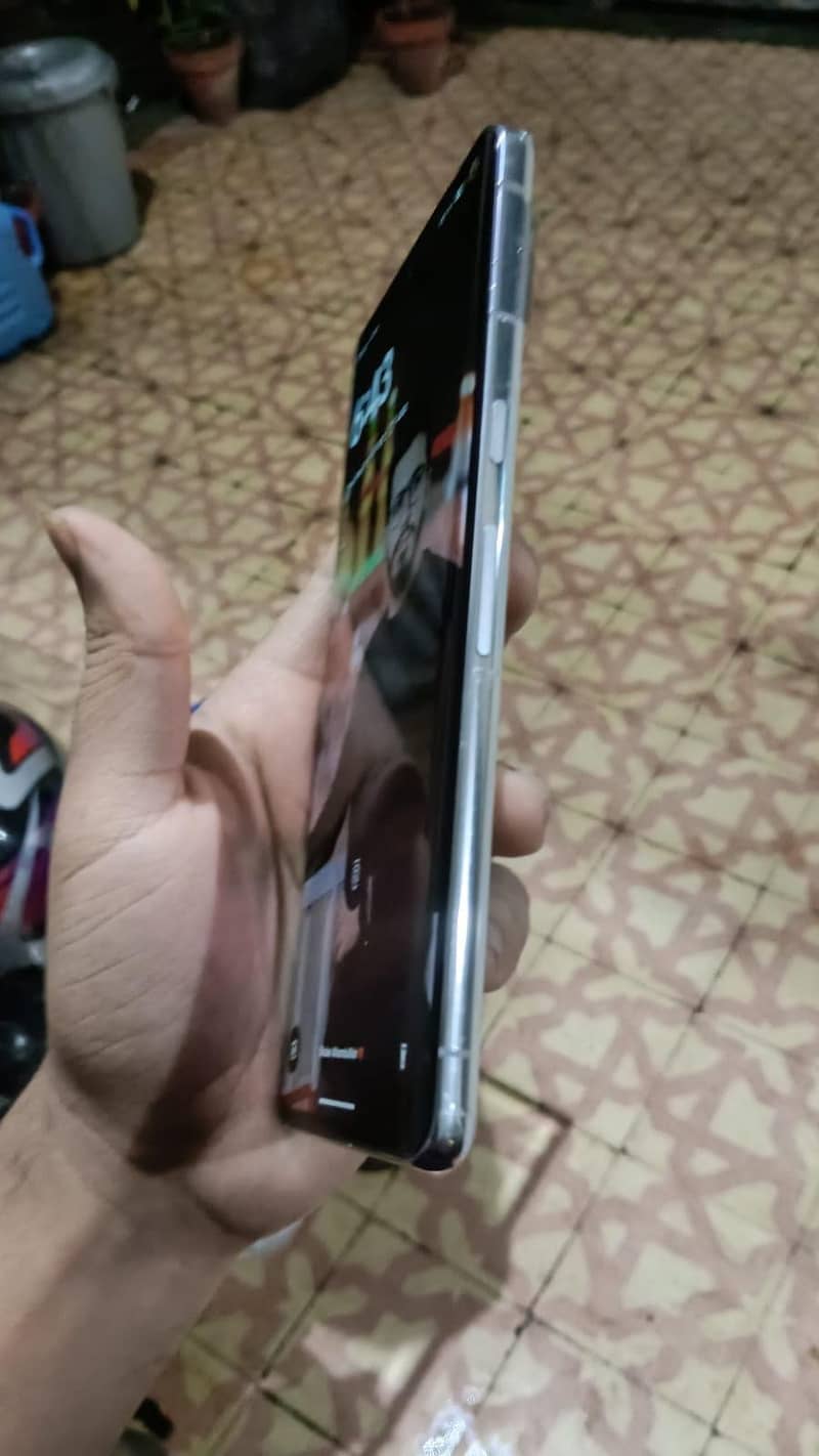 Google pixel 7 pro 4