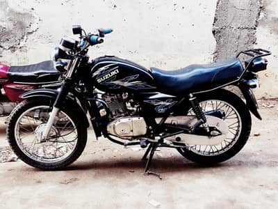 Suzuki Gs 150 Bulky Look
