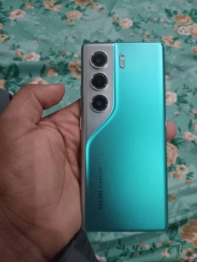 techno camon 40 pro 3 month use all ok