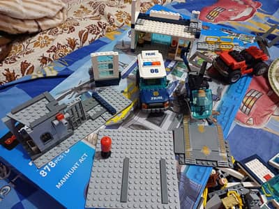 Kids Toys lago blocks. 3000.878 pieces just like new.