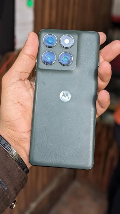 Motorola edge (2025) non-PTA