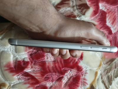 iPhone xr PTA approved