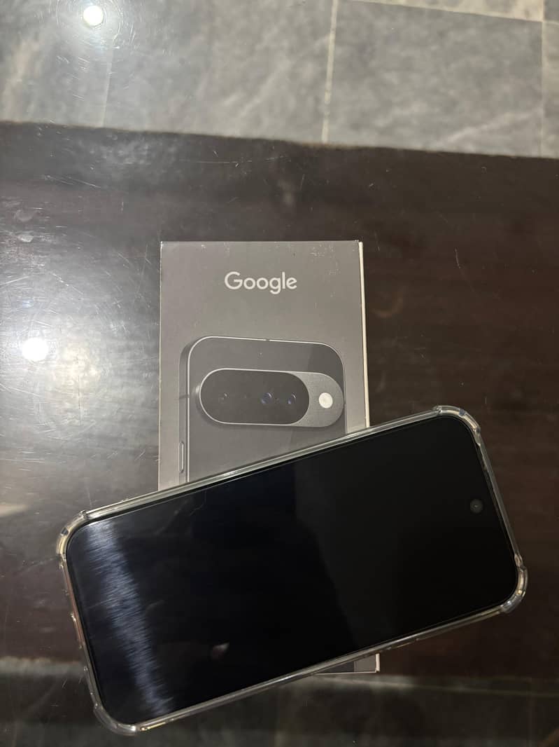 Google Pixel 10 4
