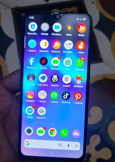 realme 5i mobile hai koi fault nahi ok mobile hai 03408698704