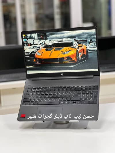 HP 15 Display i5 8th Generation(Ram 8GB DDR4 + SSD 256GB)Numpad Keypad