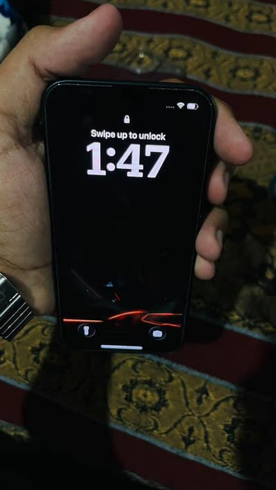 03094115069 iPhone 13 128gb  88%BH 10/10 Sim time Available