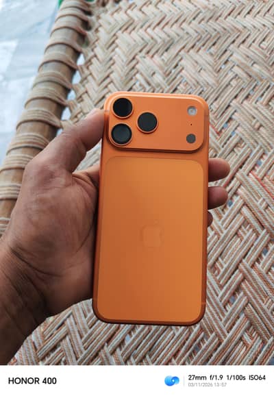 non pta full sim time available E sim only 256gb complete box and case