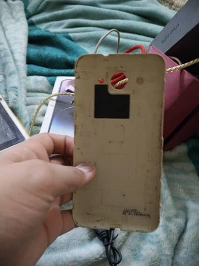 model name ni PATA ha mujhe