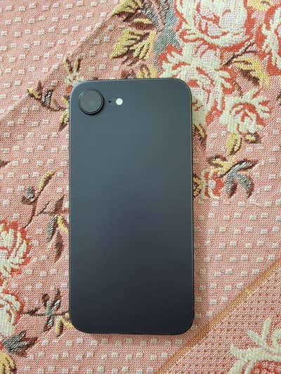 Iphone 16e jv 100% battery 11 months warranty