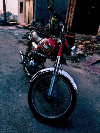 CD 70 Bike 22 model (used)