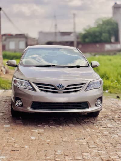 Toyota Corolla Gli 2011 Model Jeniune Car