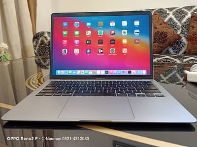 Apple Macbook Air 2020, Core i5, 256GB SSD, 8GB Ram, Magic Keyboard