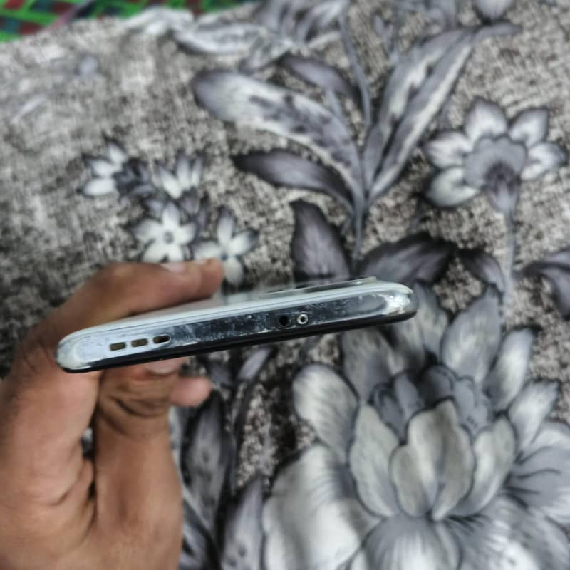 REDMI NOTE 10 MOBILE 5