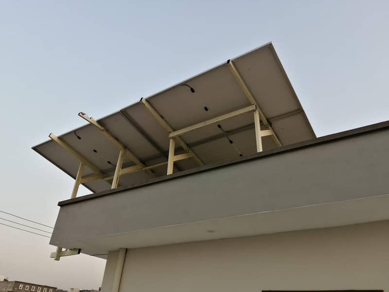 solar , batteries , UPS 5