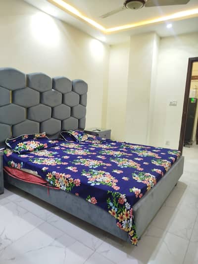 FURNISHED FLATE FOR RENT IN JOHAR TOWN BLOCK H3 LAHORE