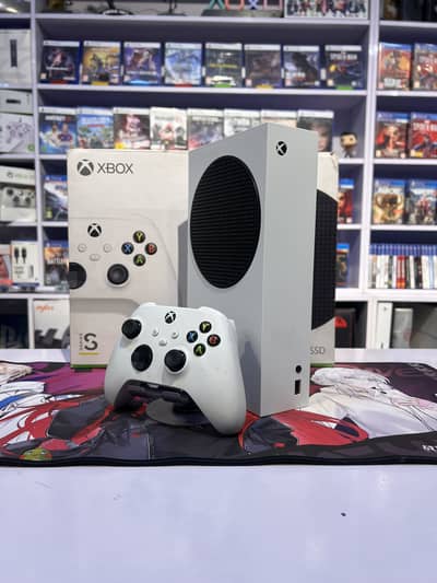 Xbox Series S 512GB (Used) – With Box & Games
