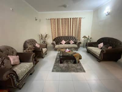 Sofa Set With Centre Table