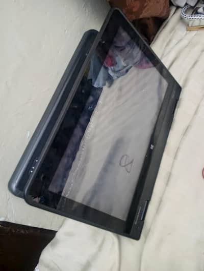 foldable touch laptop Thinkpad Ram 8 256 Window 10 Gen 7