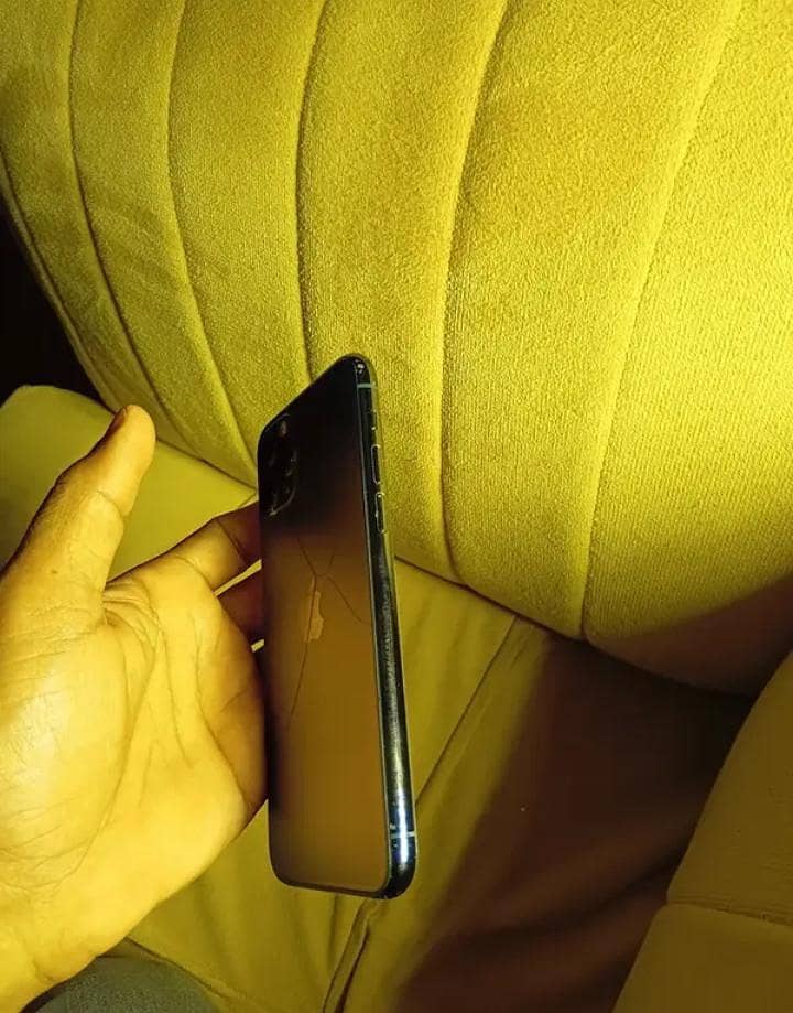 Iphone 11 pro 1
