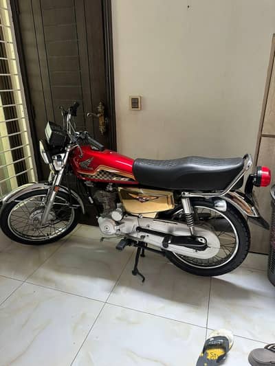 Honda CG 125 GOLD EDITION