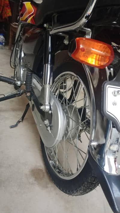 Honda cd one hand home used