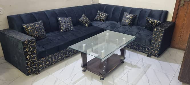 CENTER TABLE EDGE GLASS GUD CONDITION 03261271600