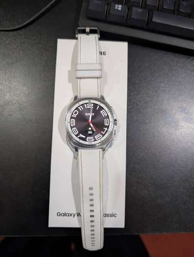 Samsung Galaxy Watch 8 CLASSIC WHITE