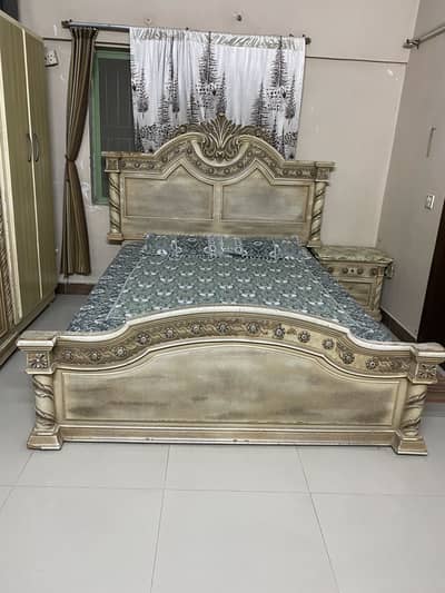 Furniture complete bed wardrobe dressing almari palang